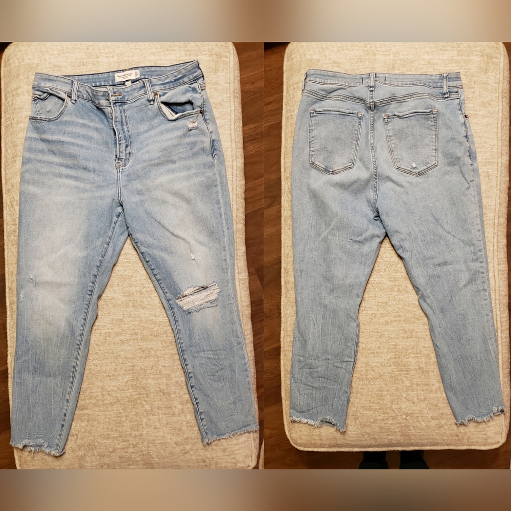 Abercrombie & Fitch Skinny Jeans 33 Curve Love Short